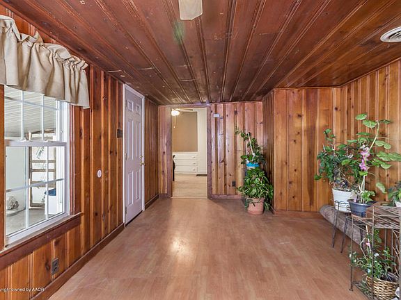 4th image of 1608 S Ong St
