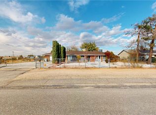 17790 Sycamore St, Hesperia, CA 92345