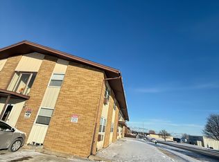 2610 Mount Pleasant St APT 6, Racine, WI 53404