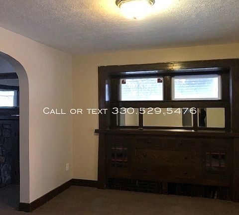 5th image of 995 Diana Ave