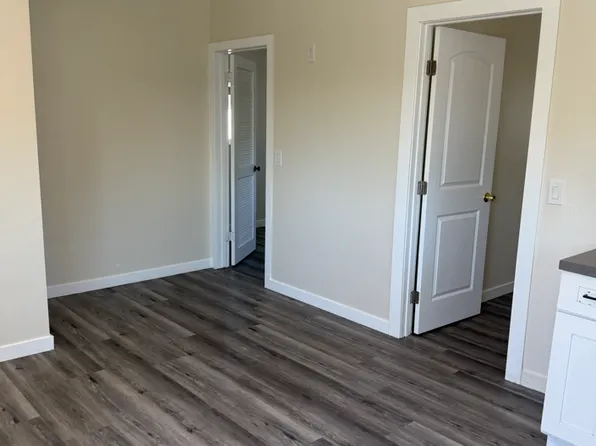 1102 N French St #B, Santa Ana, CA 92701
