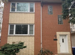 316 Western Ave #B, Wheaton, IL 60187