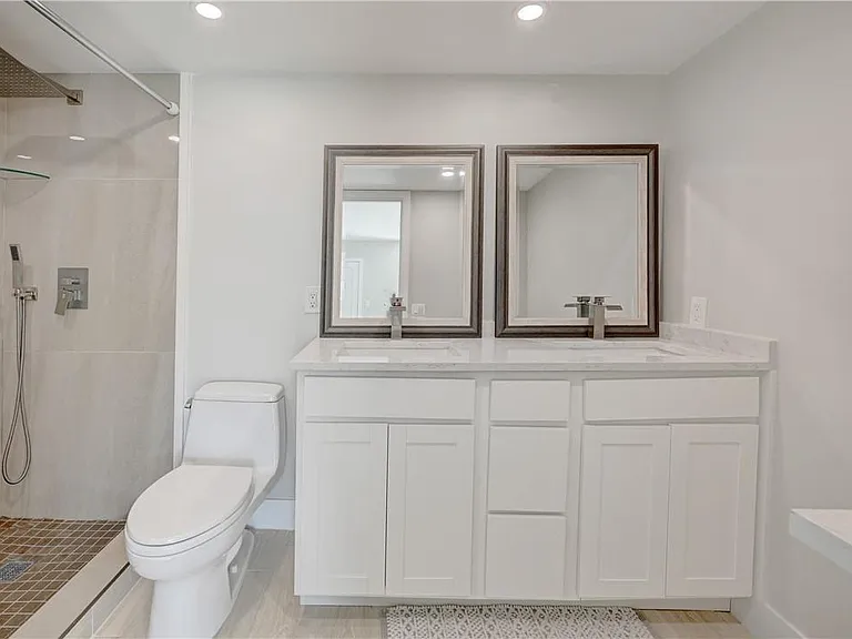 3205 Portofino Point #C2 — Photo 27