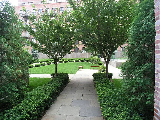 Rented by Townsley & Gay, LLC | media 41