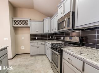 10504 NW 35th St, Yukon, OK 73099