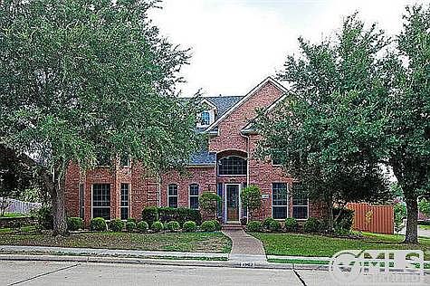 3rd image of 1902 Lakeway Dr