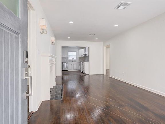 5th image of 3237 NW 43rd St