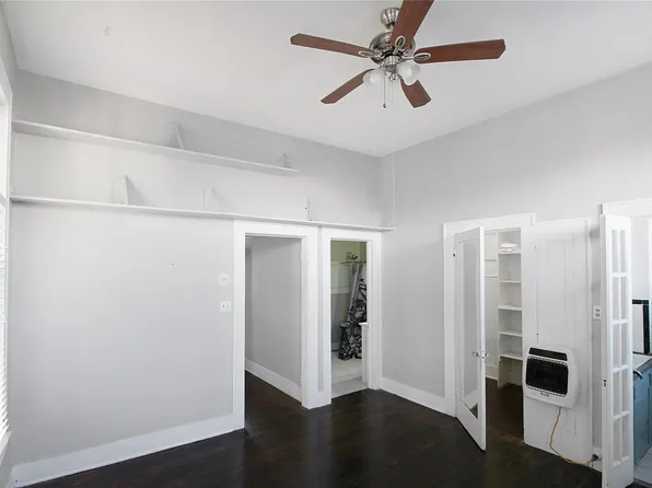 1902 Church St #6, Galveston, TX 77550