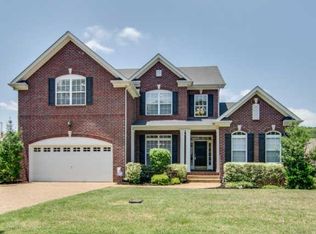 808 Park Dr, Goodlettsville, TN 37072