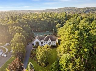 198 Lancaster Rd, North Andover, MA 01845