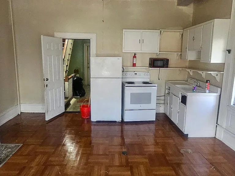 2206 W Tioga St #3 — Photo 9