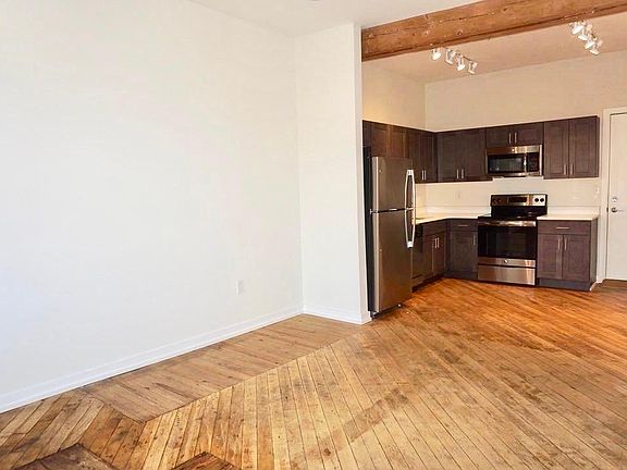 2nd image of 1135 N American St