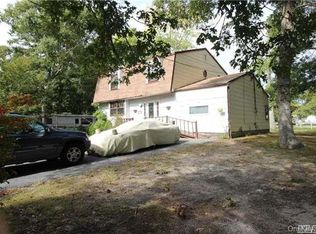 56 Hampton Rd, Hampton Bays, NY 11946