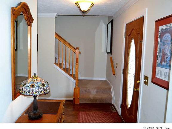 2nd image of 648 Yardley Ct