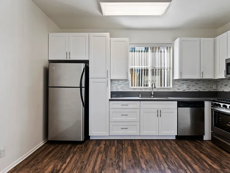 CentrePointe Apartments — Photo 34