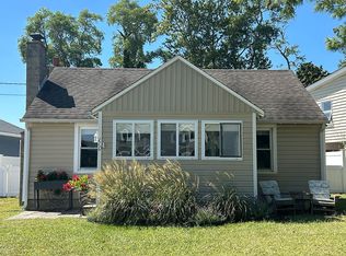 110 Riverside Dr N, Brick, NJ 08724