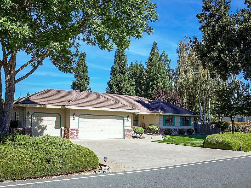 1st image of 440 La Contenta Dr