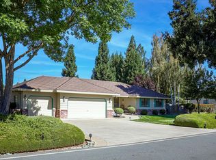 440 La Contenta Dr, Valley Springs, CA
