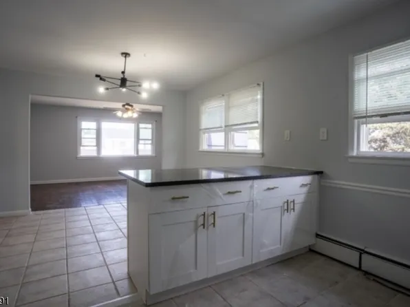 2506 Chilton Pl, Union, NJ 07083