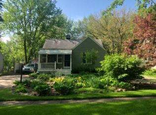 124 Glanworth Ave, Lake Orion, MI 48362