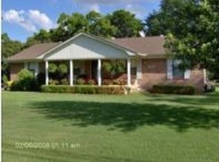 1609 W Main St, Henderson, TX 75652