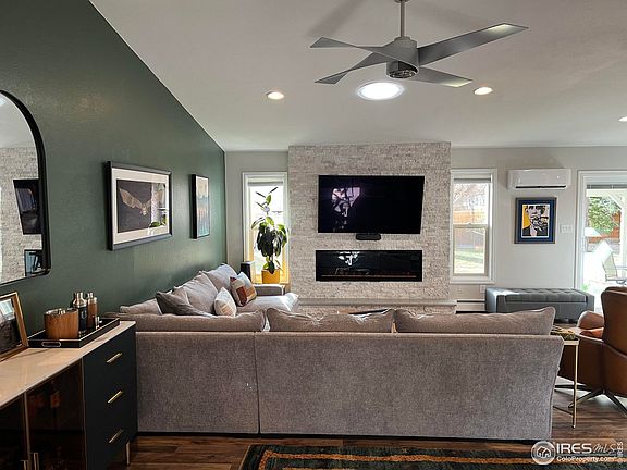 3rd image of 3218 Wedgewood Ct