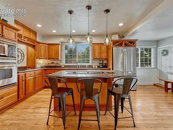 5th image of 1900 E San Rafael St