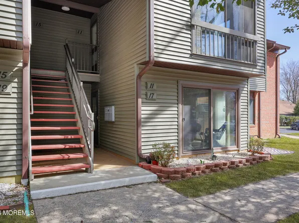 11 Medford Court, Red Bank, NJ 07701