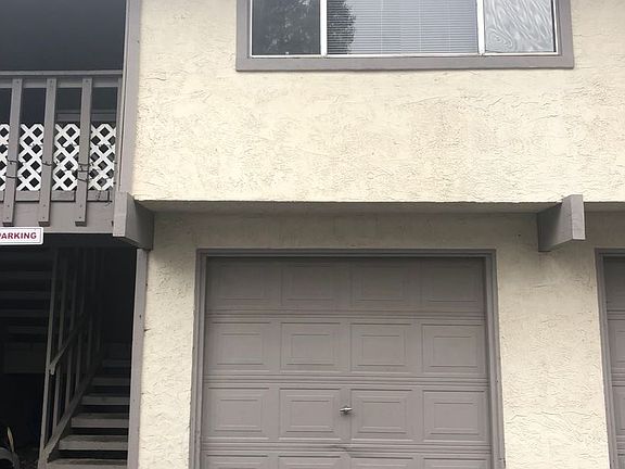 2nd image of 2650 Woodridge Ct APT 23