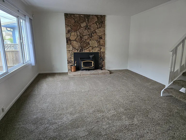 528 Larch Ave — Photo 7