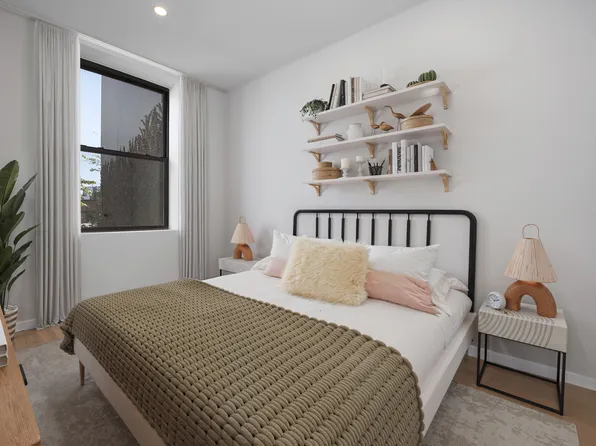 250 Union Avenue image 4 of 9