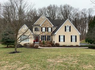 24 Woods Edge Rd, West Chester, PA 19382