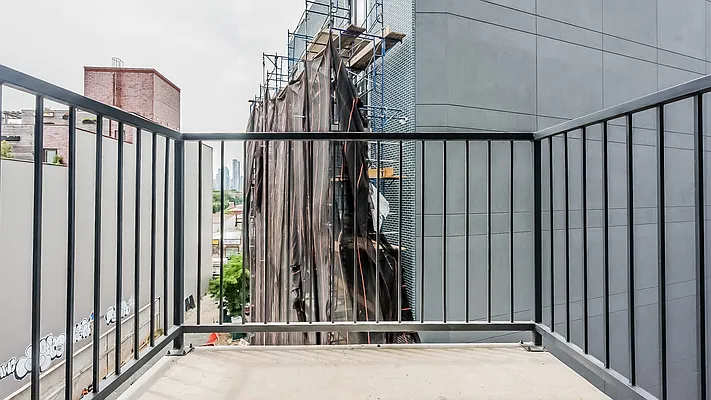 Rented by Nooklyn NYC LLC | media 70