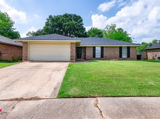 5421 Sage Dr, Bossier City, LA 71112