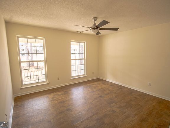 5th image of 607 N Kevin Ct