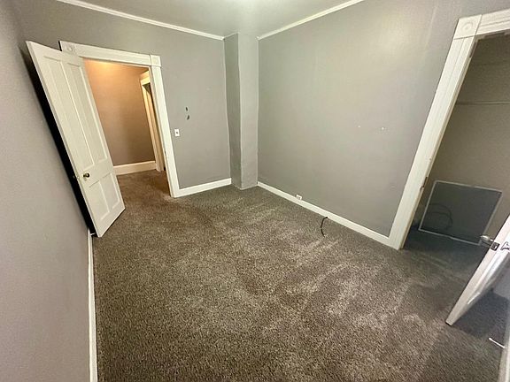 4th image of 206 Courtland St