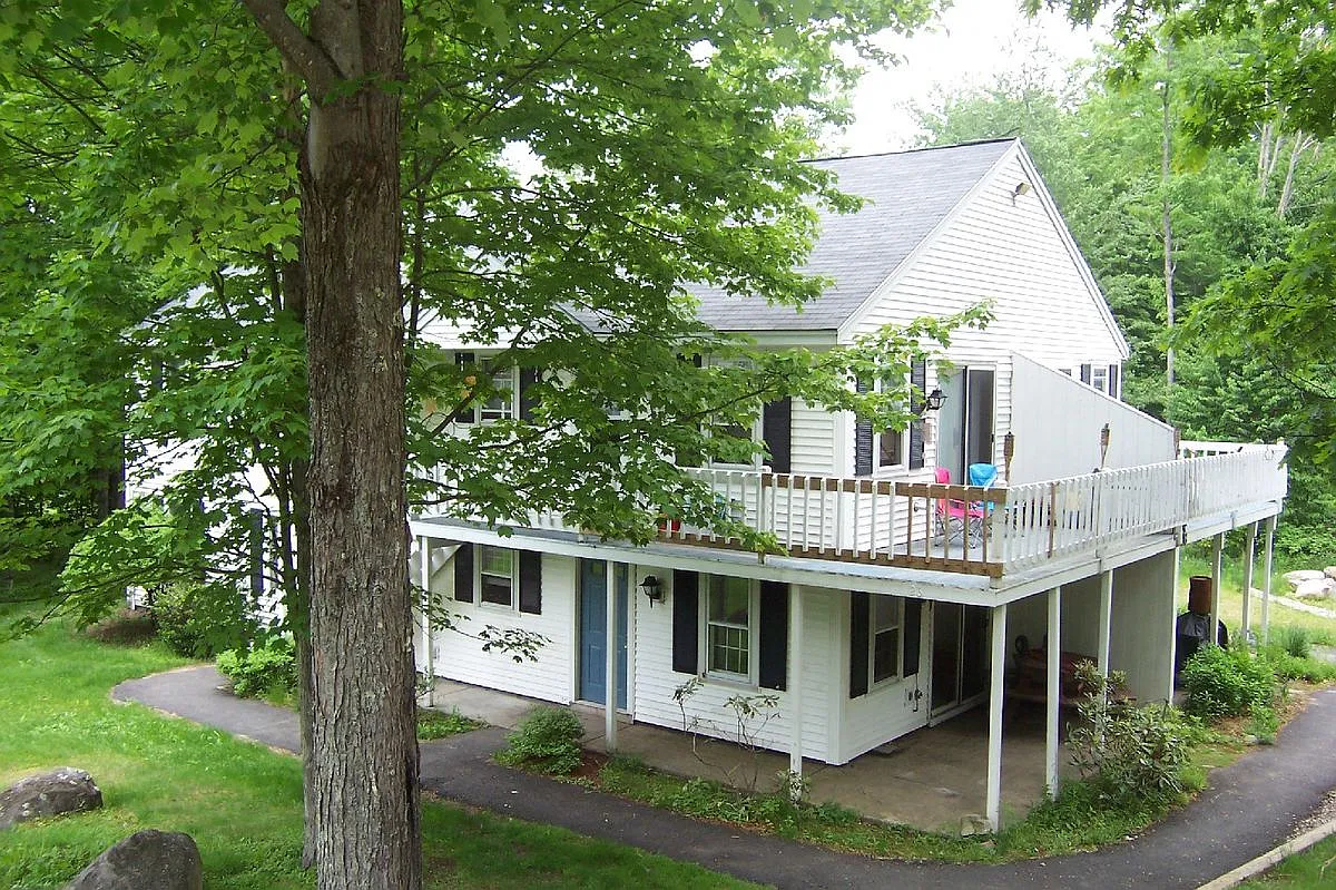 2 bed, 2.0 bath, 870 sqft, $1,600 — Photo 1
