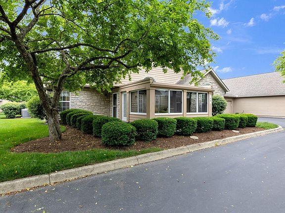 2nd image of 36 Abbeycross Ln