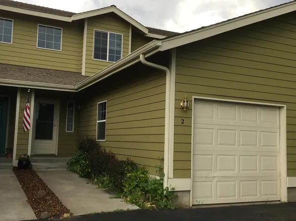 1989 NE Zachary Ct APT 2, Bend, OR 97701