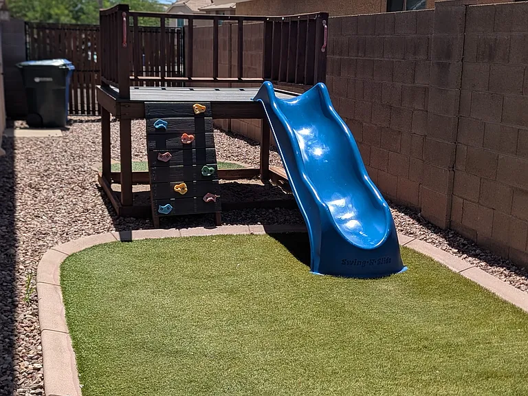 2224 E Heston Dr — Photo 5