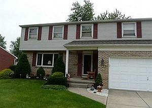 2nd image of 78 Chestnut Hill Ln S