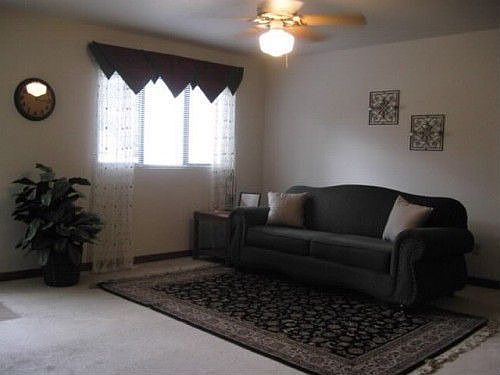 2nd image of 10613 Sunny Ln