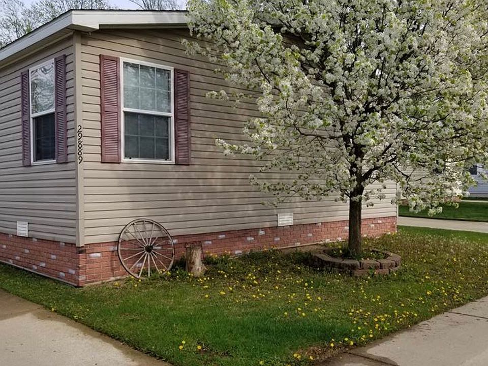 1st image of 29889 Meadow Ln