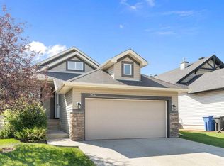 264 N Windermere Dr, Chestermere, AB T1X 1T6