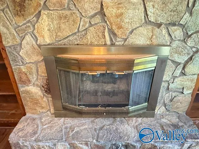 127 Colby Dr — Photo 7