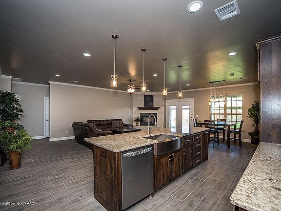 3rd image of 11 Grace Wood Ln