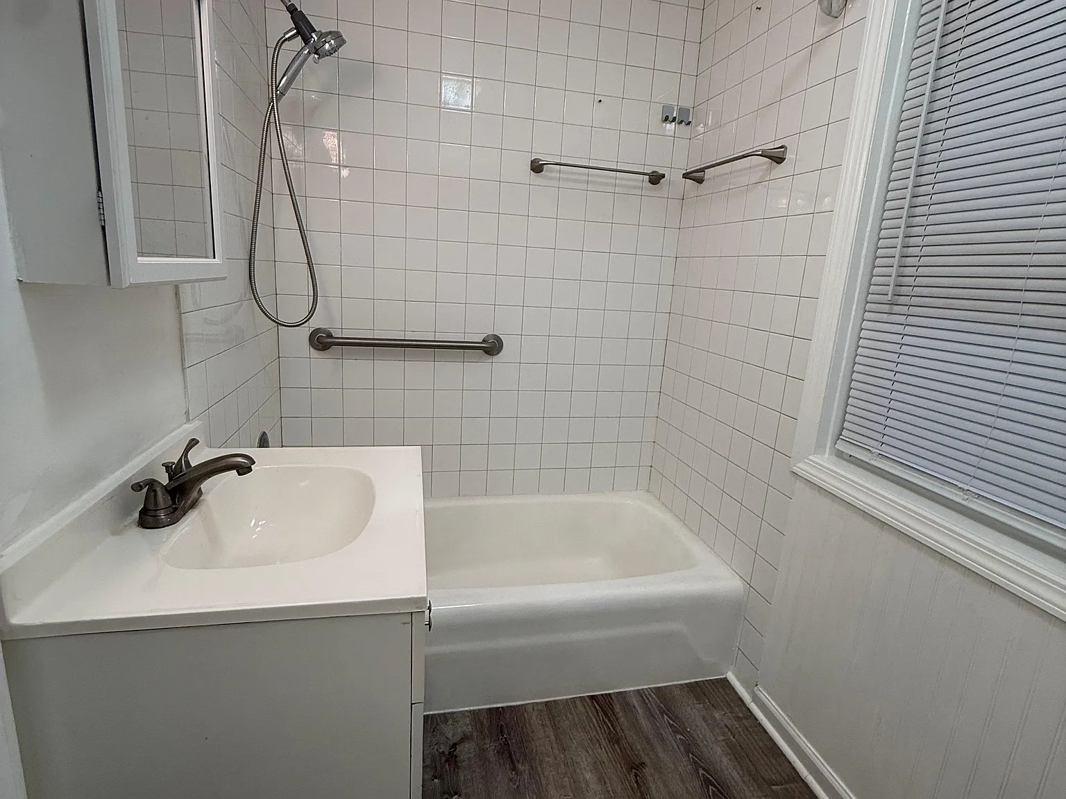 541 Perry Street - 1 — Photo 4