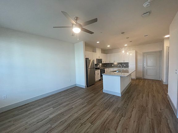 4th image of 1451 Beltmill Pkwy #7141