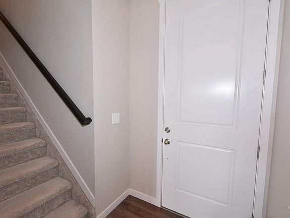 5th image of 8219 Grey Bark Way