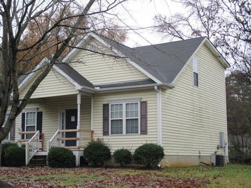 2nd image of 4003 Candlewick Way
